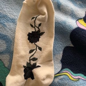 Women’s floral tights